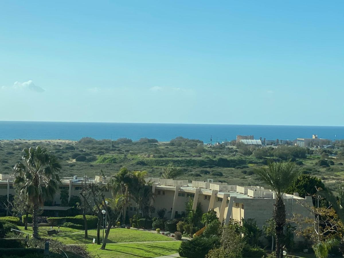 קיסריה נאות גולף- Oren Apartment エクステリア 写真